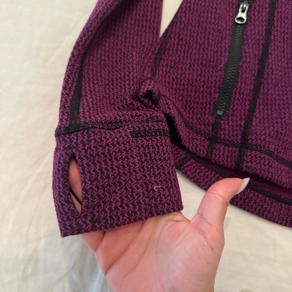 Lululemon purple jacket - Picture 3 of 7